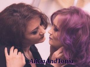 AliciaAndTonia