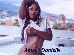 Amber_Daniells