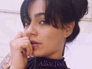 Alice_feet