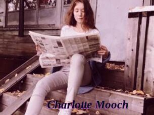Charlotte_Mooch