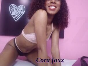 Cora_foxx