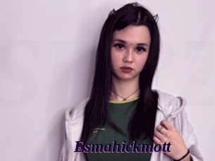 Esmahickmott