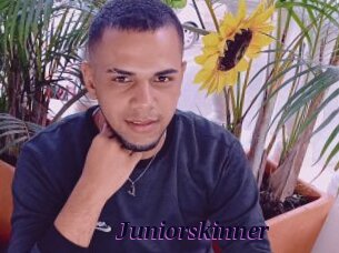 Juniorskinner