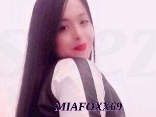 MIAFOXX69 Spezial Sexcam