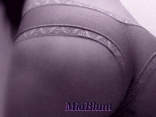 MiaBlunt