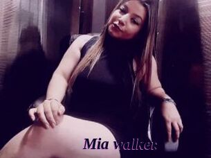 Mia_walker