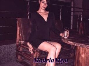 ModelaMiya