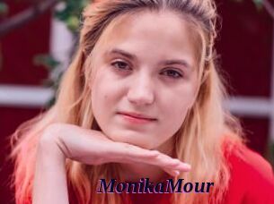 MonikaMour