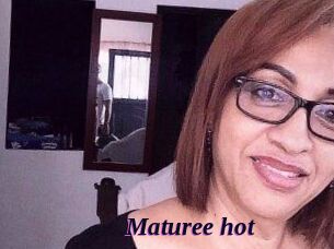 Maturee_hot