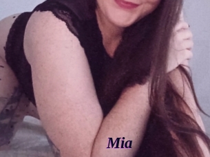 Mia