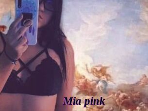 Mia_pink