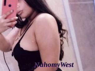 NahomyWest