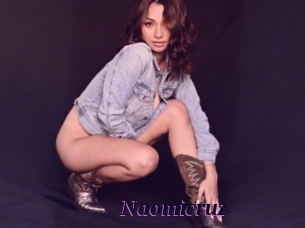 Naomicruz