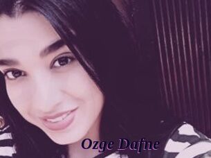 Ozge_Dafne