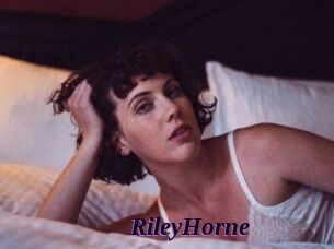 Riley_Horne