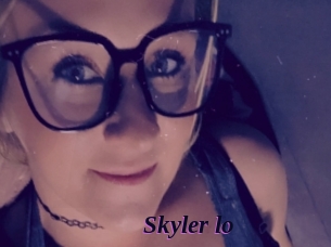Skyler_lo