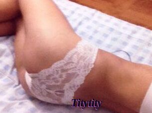 Titytity