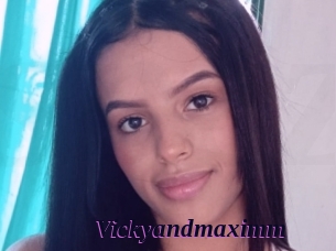Vickyandmaximm